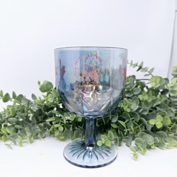 Vintage Light Blue Glass Niagara Falls Canada Souvenir Mug - Picture 3 of 7